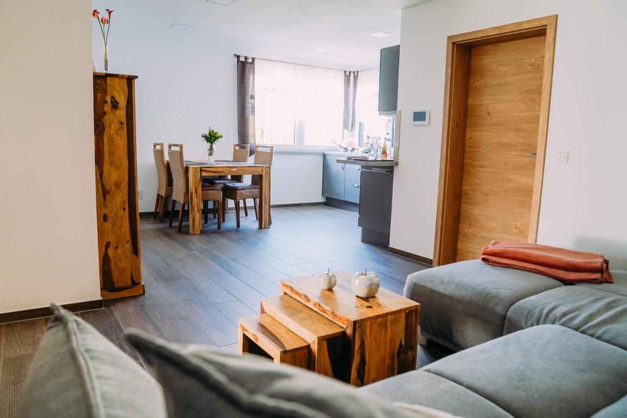 Ferienwohnung Im Schafftl 10 Ramsthal Bagian luar foto